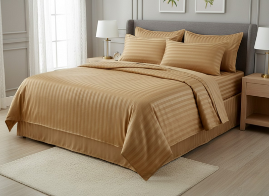 T300 Stripe Bed Set Gold